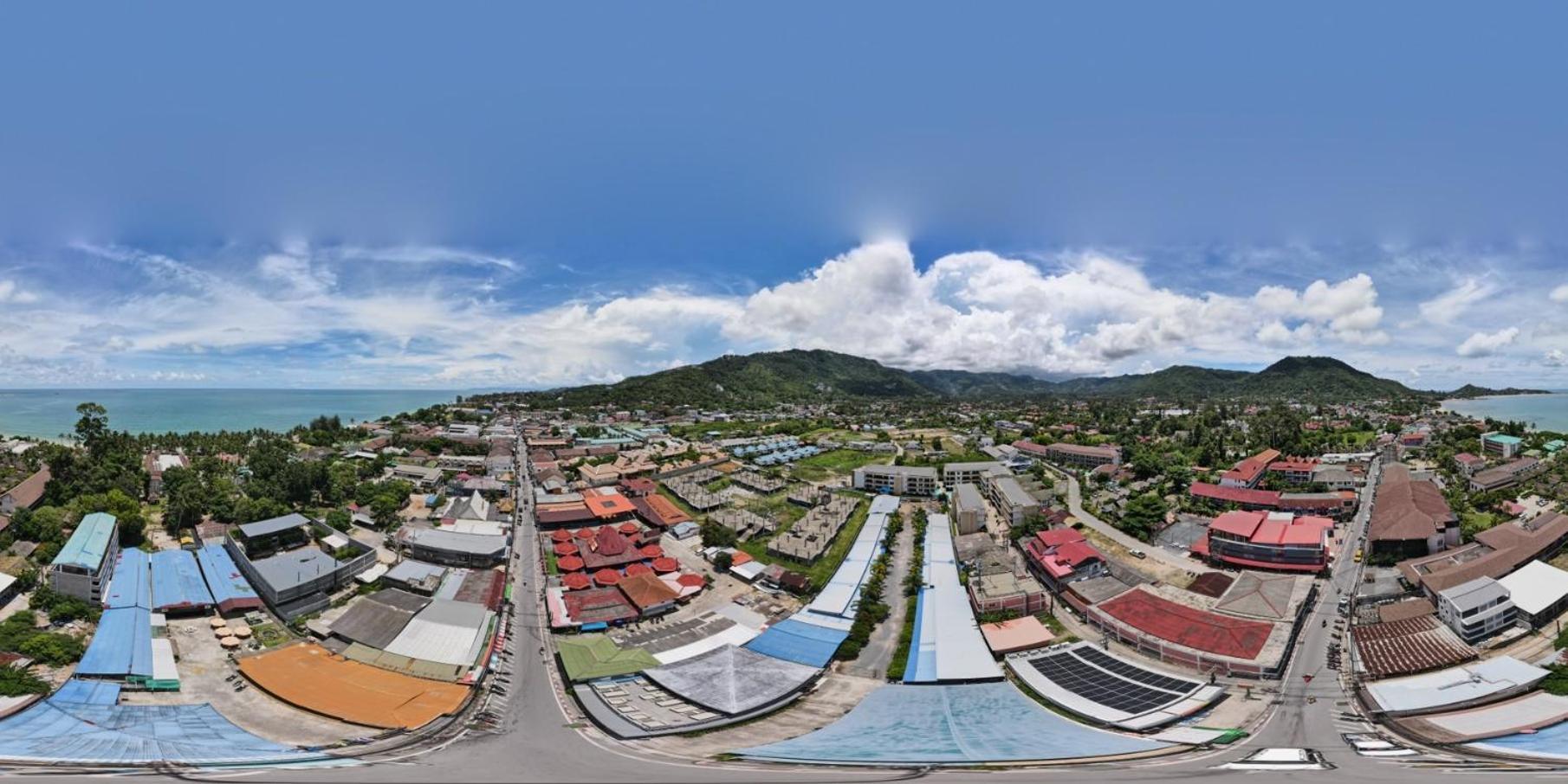 บอนนี่ โรงแรม Lamai Beach (Koh Samui)